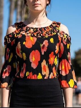 Brand New Off the Shoulder Blouse.